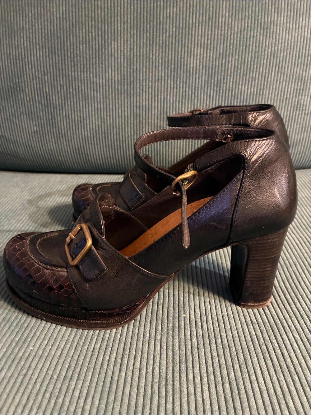 Chie Mihara brown shoes